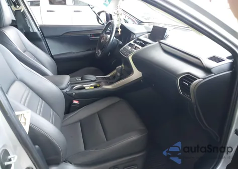 2016 Lexus Nx 200T z USA, uszkodzony, nr VIN JTJBARBZ9G2053796